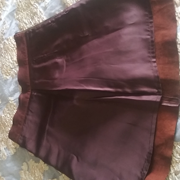 SOLD. Organic John Patrick Distressed Leather Skirt - Picture 6 of 16